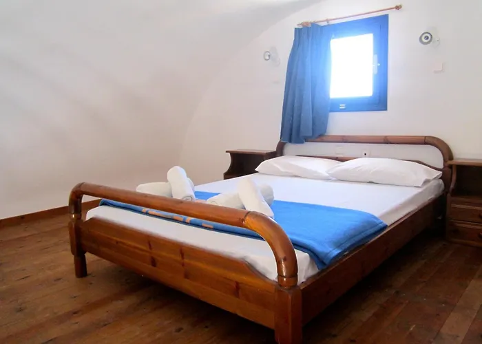 Sea Wave Apartmanhotel Perísza