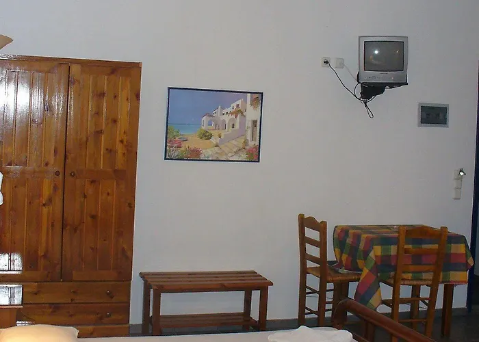 Sea Wave Apartmanhotel Perísza