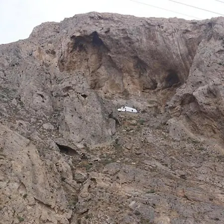 מלון דירות Sea Wave 3*