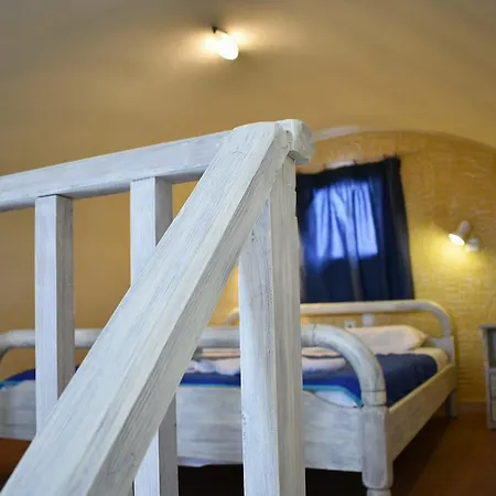 Apart Otel Sea Wave Perissa (Santorini)