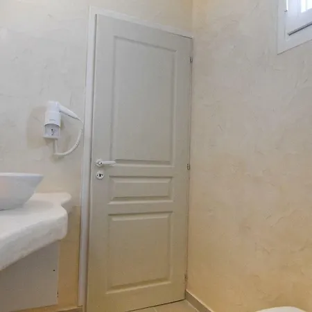 Sea Wave Hotel apartamentowy Perissa (Santorini)